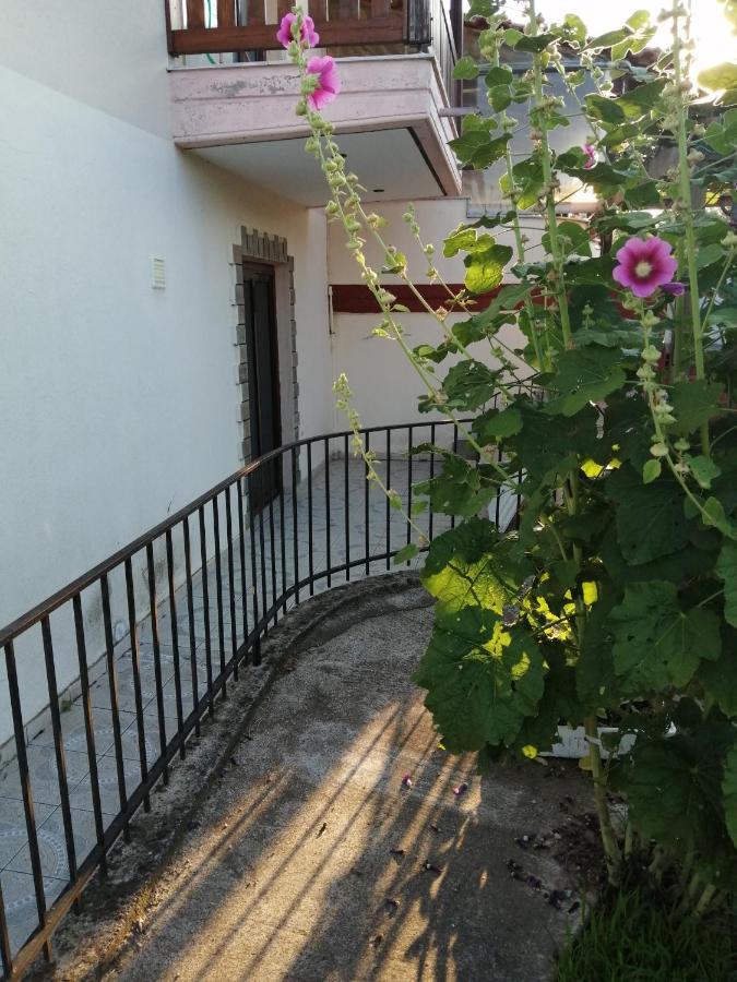 Xaroula Apartments Ієрісос Екстер'єр фото